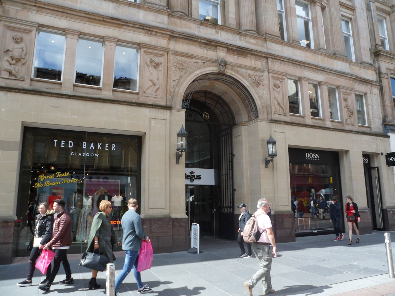 69 Buchanan Street